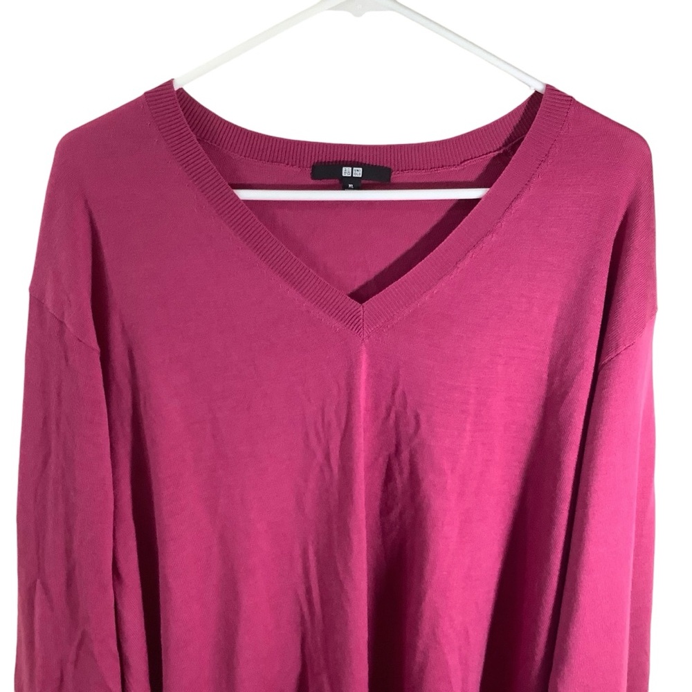 Uniqlo 100% Wool Long Sleeve Sweater V-Neck - Picture 2 of 7
